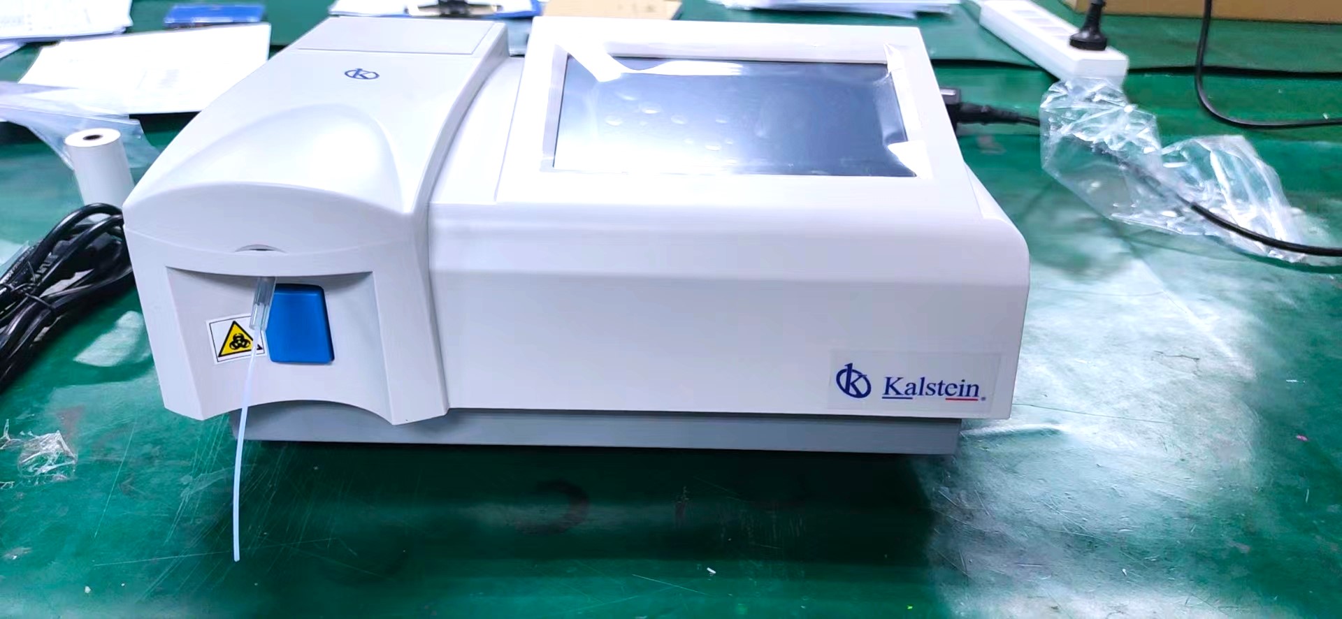 What are the types of reagent analyzers that exist?